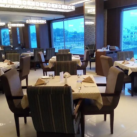 Hotel Awana Raj Nandgaon