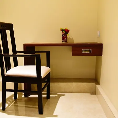 Awana Hotel Raj Nandgaon