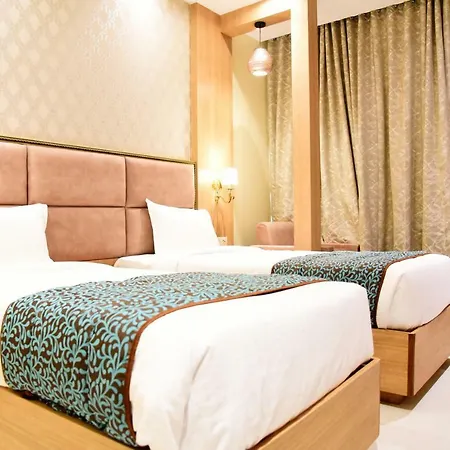 Awana Hotel Raj Nandgaon